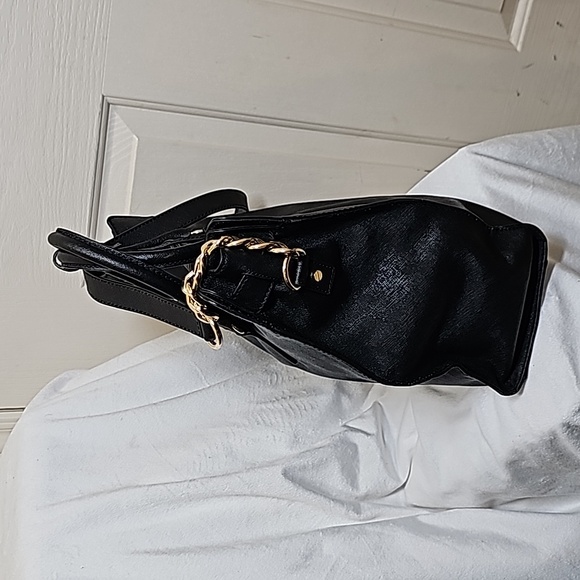 Michael Kors Large Hamilton Saffiano Bag - Picture 6 of 15